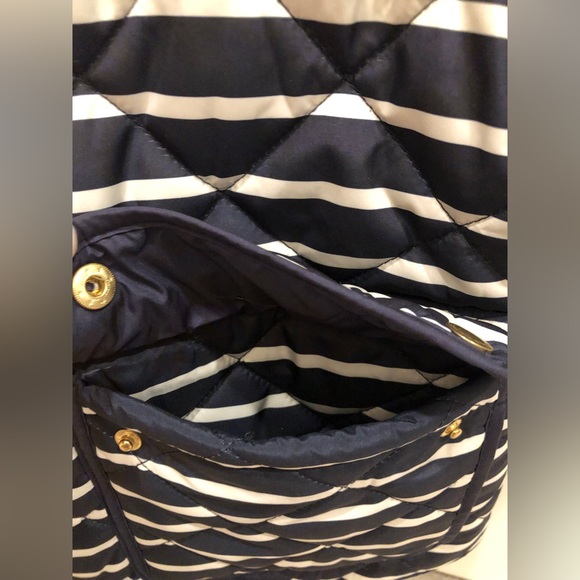 💥3/$15💥 Cambridge Dry Goods Vest, Size L - Picture 3 of 4